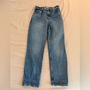 Abercrombie & Fitch The ‘90s Straight Ultra High Rise 27 Short Medium Wash